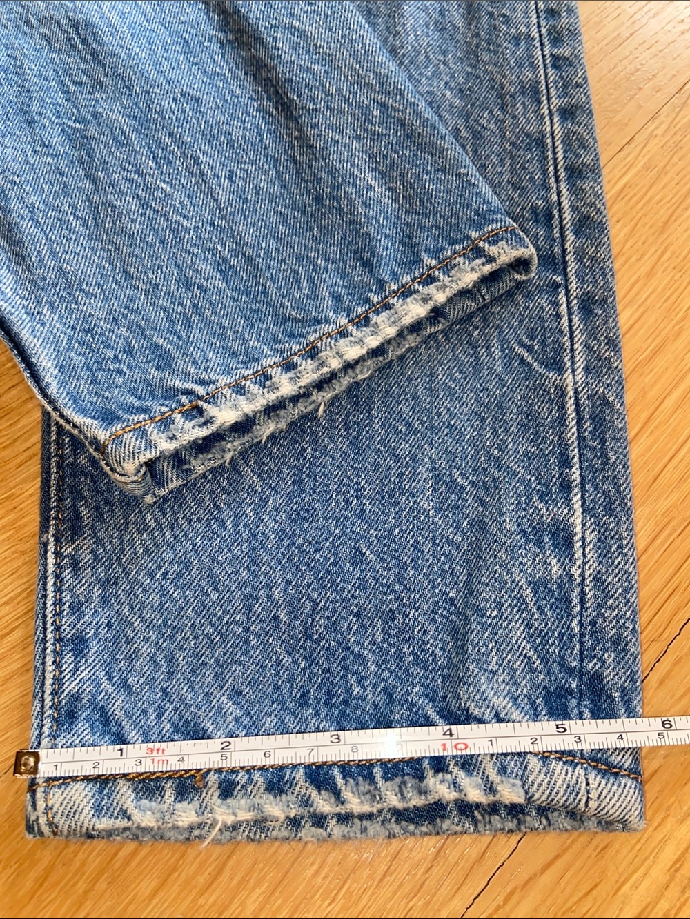 Levi’s Wedgie Fit Blue Denim Jeans Factory Distressed Button Fly Tapered 27 - Picture 16 of 16